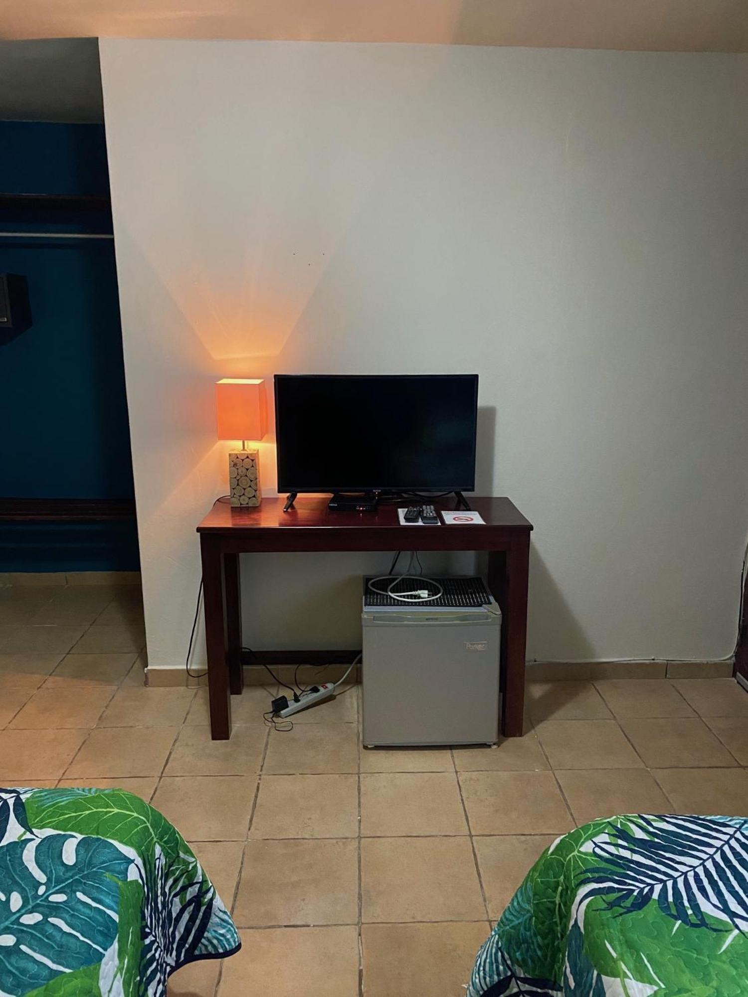 לאס טבלאס Uverito Sand Dollar B&B מראה חיצוני תמונה